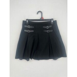 Hot Topic Black Pleated Buckle Mini Skirt Goth Schoolgirl Punk Size MD NWT